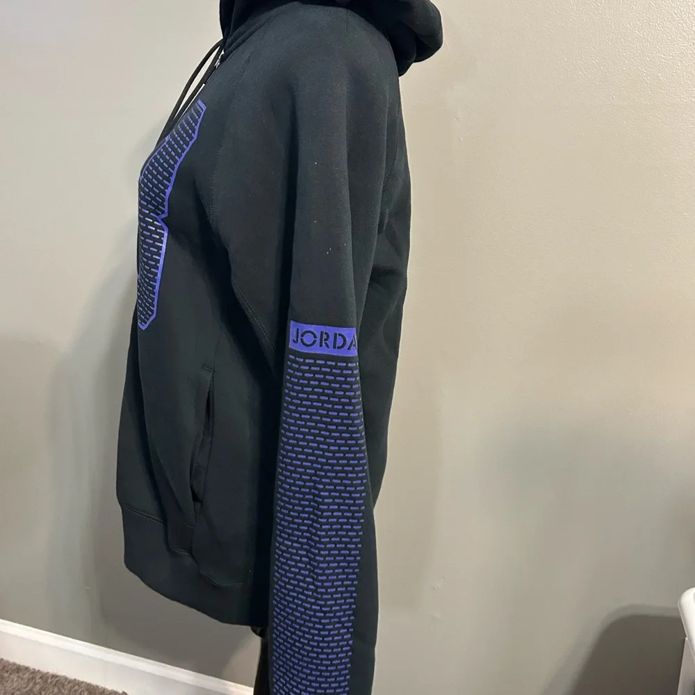 Vintage air flat flash Jordan #23 front zip hoodie,‎ men’s medium